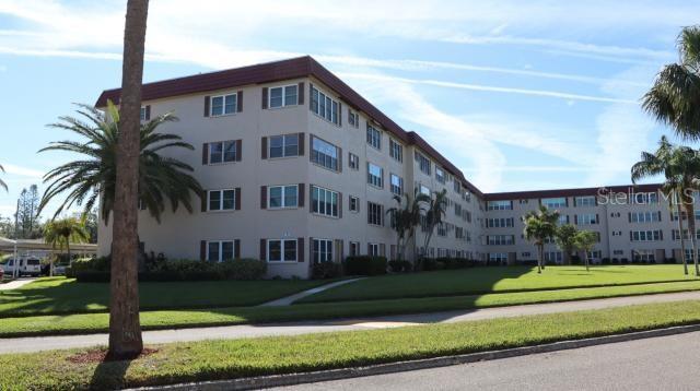 view of building exterior