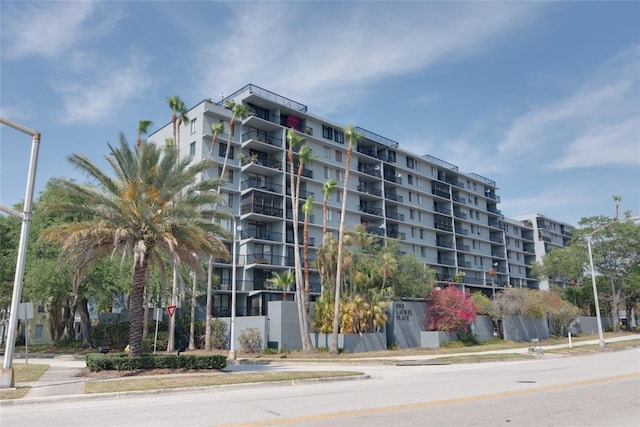 201 W Laurel St Unit 503, Tampa, FL 33602 - view of apartment building / complex