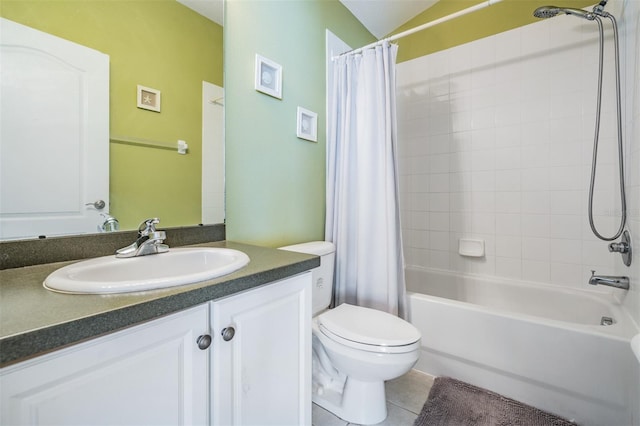 full bathroom featuring toilet, vanity, tile patterned floors, and shower / bathtub combination with curtain