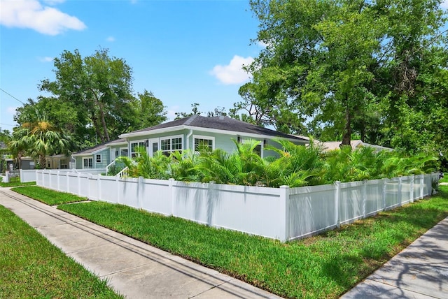 1846 3rd St S, Saint Petersburg, FL 33705 - photo 3