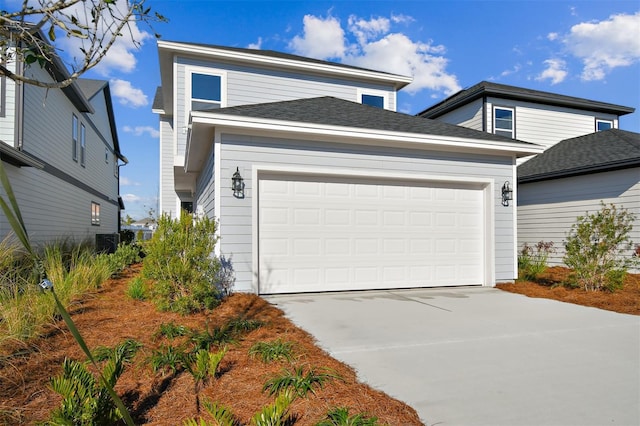 view of front facade featuring a garage