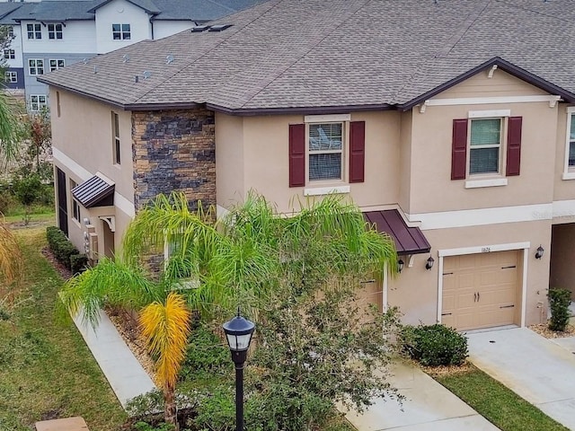 view of front of house with a garage