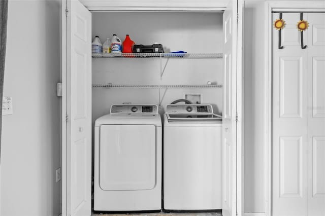 laundry room featuring independent washer and dryer