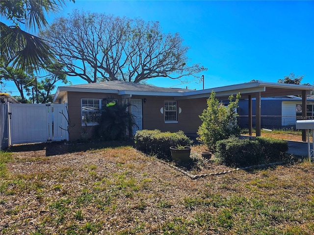 view of front of property