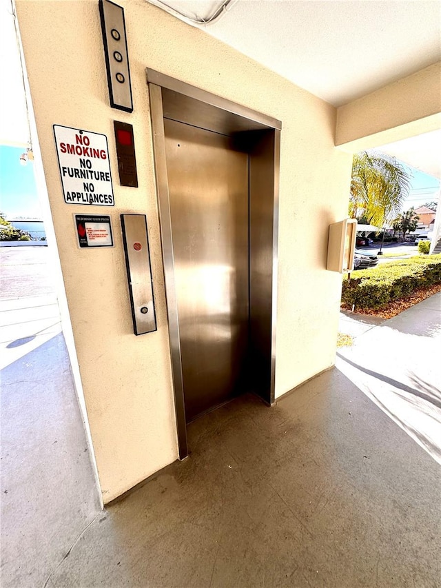 1235 S Highland Ave Unit 2-308, Clearwater, FL 33756 - hallway with elevator