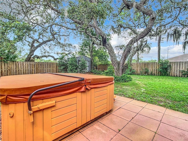 view of patio featuring a hot tub