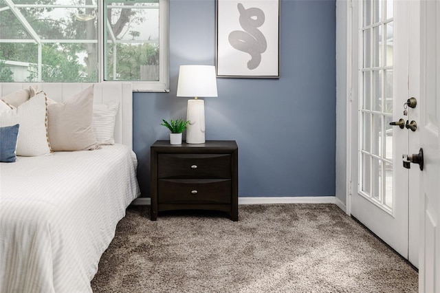 bedroom featuring carpet floors