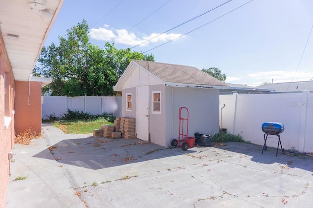 view of outbuilding