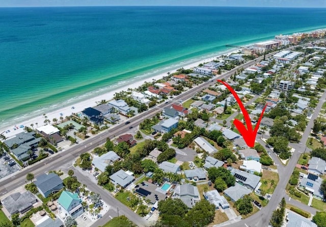 Listing photo 2 for 16006 2nd St E, Redington Beach FL 33708