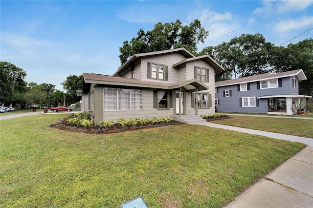 view of front of property with a front yard