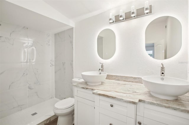 2537 Martha Ln, Land O Lakes, FL 34639 - full bath featuring double vanity, a shower, and toilet