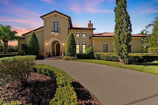 view of mediterranean / spanish-style house