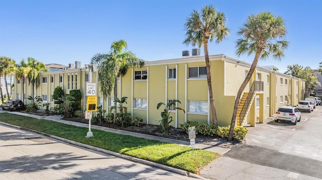 3206 W Azeele St Unit 100, Tampa, FL 33609 - view of property with cooling unit