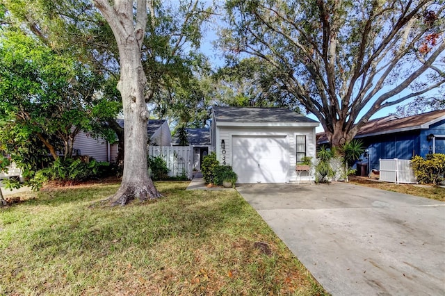 view of front facade featuring a front yard