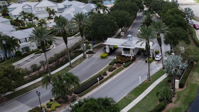 5314 Golden Isles Dr, Apollo Beach, FL 33572 - aerial view of property and surrounding area featuring nearby suburban area