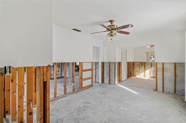 spare room with ceiling fan