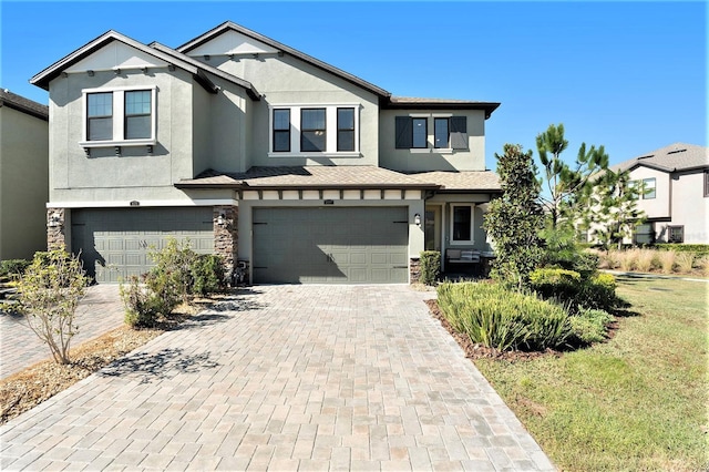 view of front facade with a garage