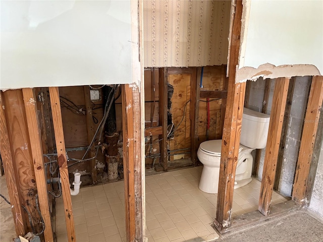 505 80th Ave, St Pete Beach, FL 33706 - bathroom with toilet