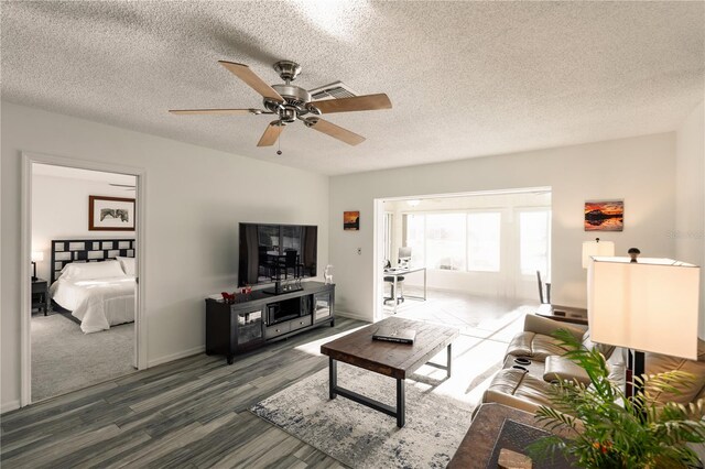 1506 Bentwood Dr, Sun City Center, FL 33573 - photo 5