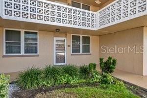 4915 Bay St NE Unit 123, Saint Petersburg, FL 33703 - view of exterior entry
