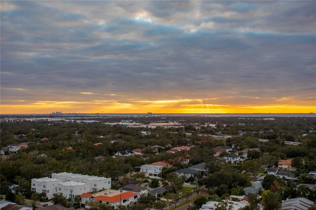 view of aerial view at dusk