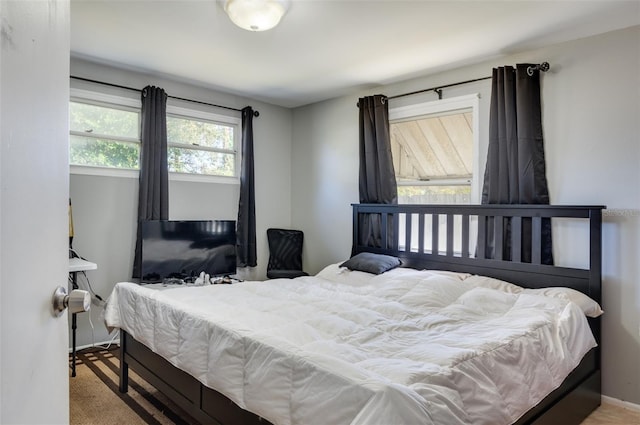 10273 109th Ave, Largo, FL 33773 - bedroom featuring baseboards