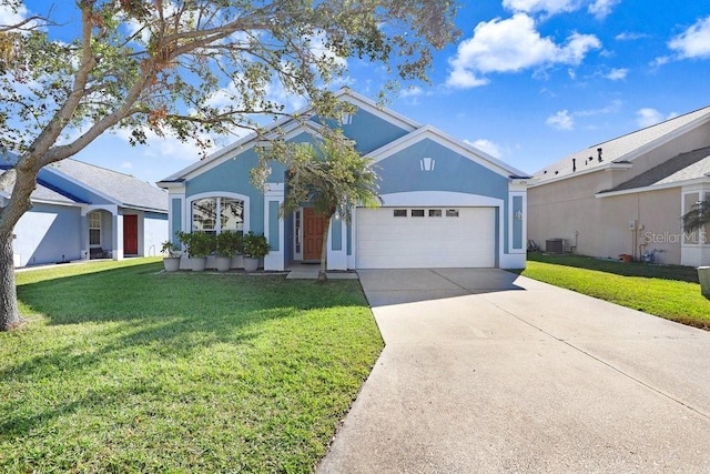 view of front facade featuring central AC, a garage, and a front lawn