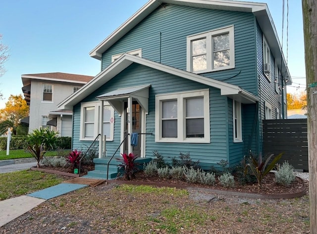 view of front of property