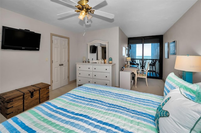 bedroom featuring ceiling fan