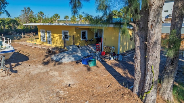 view of front of house