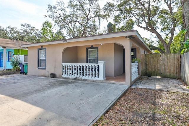 view of front of house with covered porch