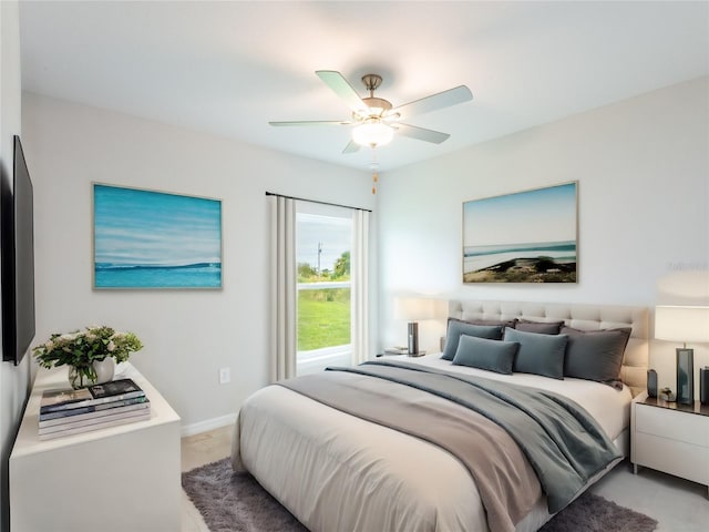 bedroom featuring ceiling fan