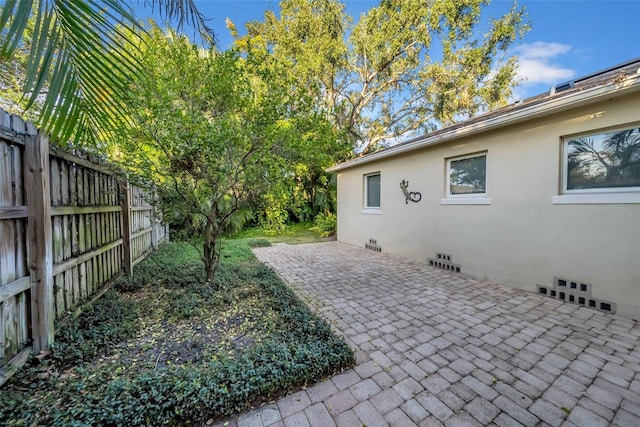 view of yard with a patio area