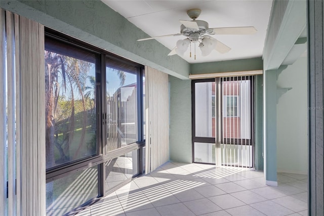 4859 Independence Dr, Bradenton, FL 34210 - unfurnished sunroom with a ceiling fan