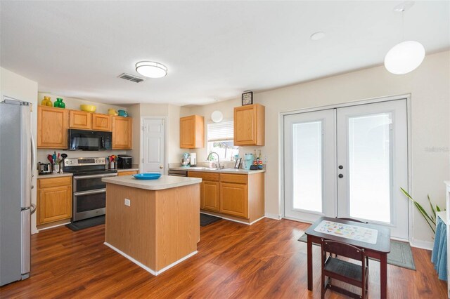 25028 Hyde Park Blvd, Land O Lakes, FL 34639 - photo 7