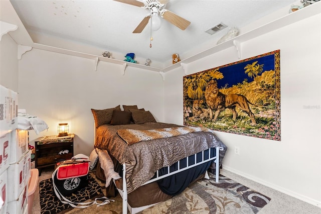 bedroom featuring carpet floors and ceiling fan