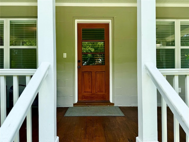 1003 Beverly Ave, Largo, FL 33770 - view of exterior entry featuring a porch