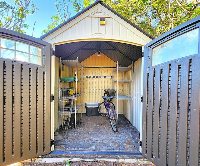 view of outdoor structure