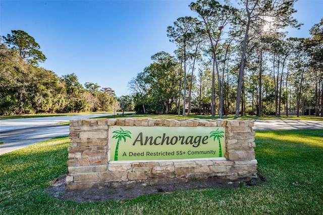 view of community / neighborhood sign