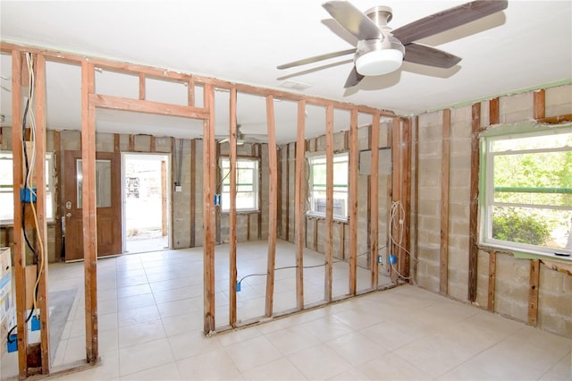 misc room featuring ceiling fan