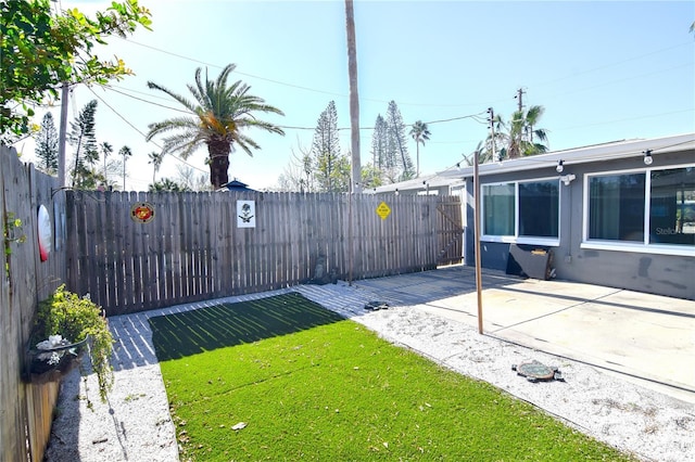 view of yard with a patio