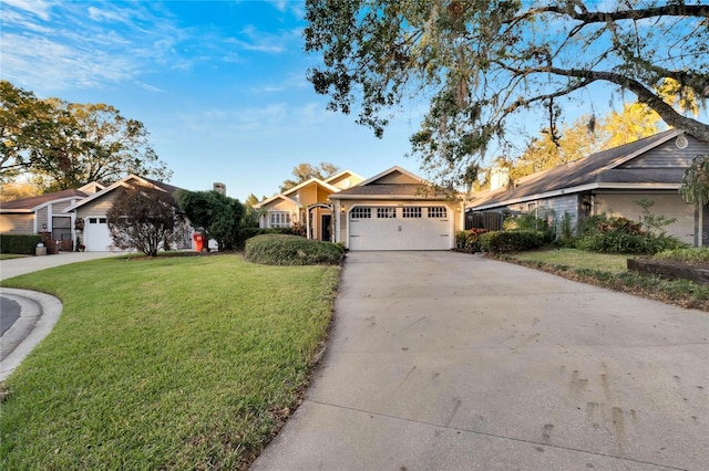 ranch-style home featuring a front lawn