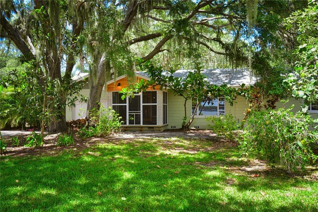 160 Bayshore Dr, Terra Ceia, FL 34250