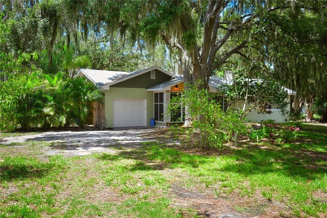 160 Bayshore Dr, Terra Ceia, FL 34250