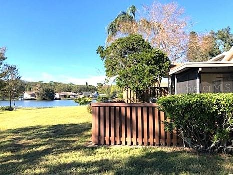 view of yard featuring a water view