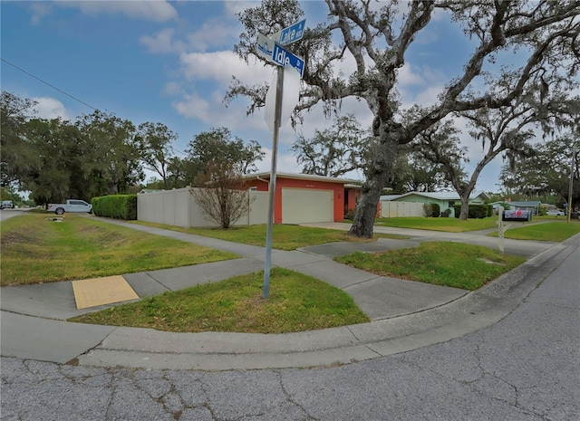 exterior space featuring a front yard