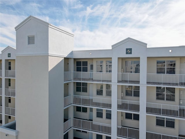 1200 Country Club Dr Unit 2504, Largo, FL 33771 - view of apartment building / complex
