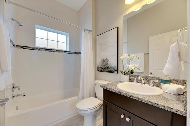 7506 Parkshore Dr, Apollo Beach, FL 33572 - full bath with shower / bathtub combination with curtain and vanity