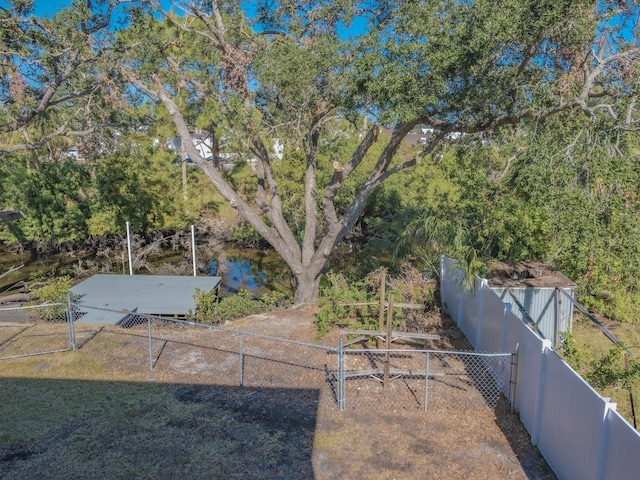 view of yard with a water view