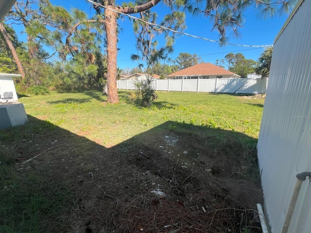 735 Bertrend St, Englewood, FL 34223 - view of yard
